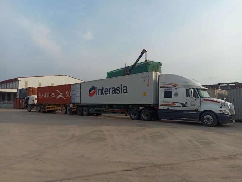 CONTAINER